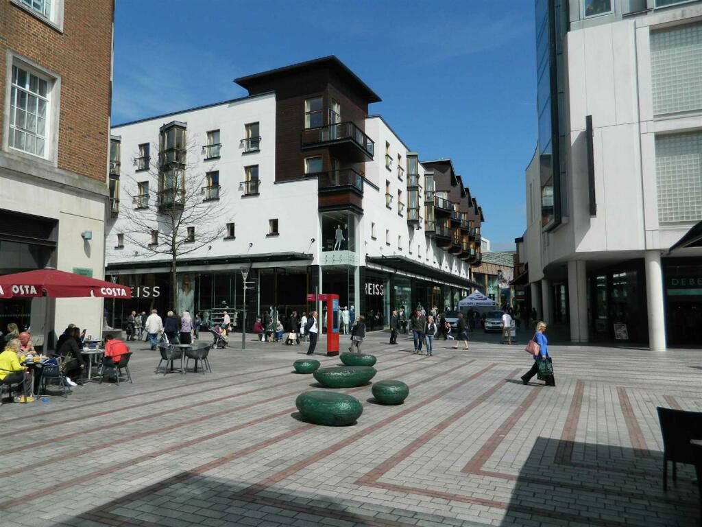 Flat Southernhay West in Exeter