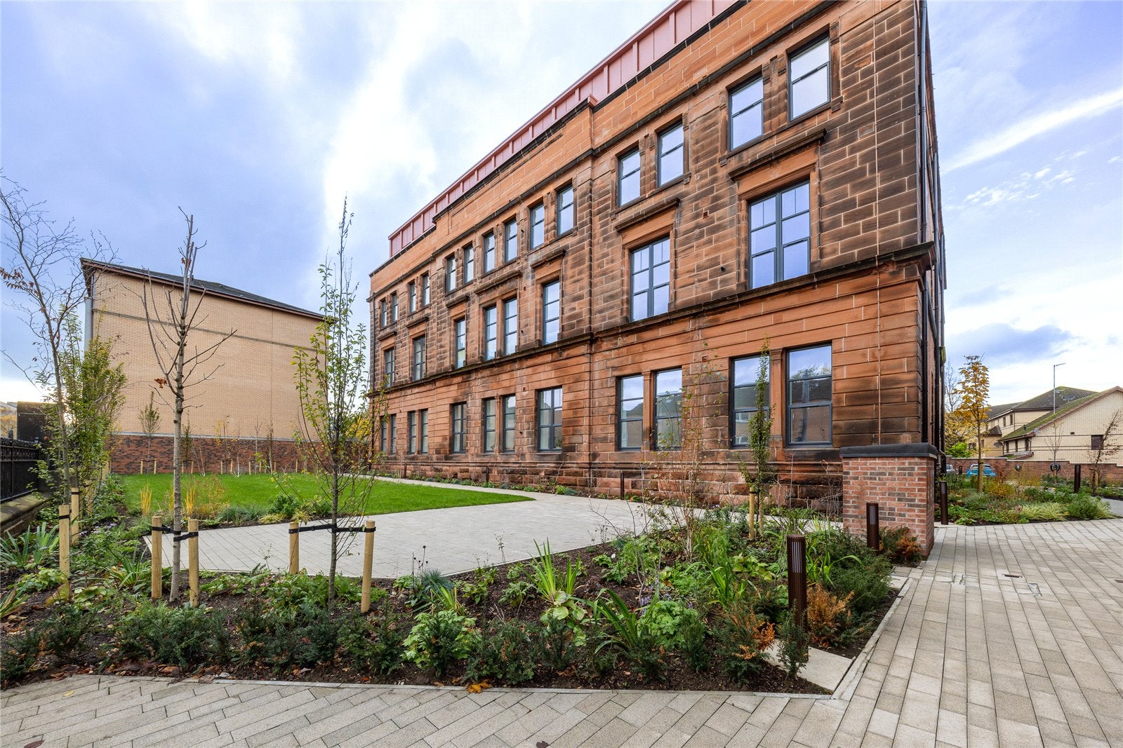 Flat Napiershall Street in Glasgow