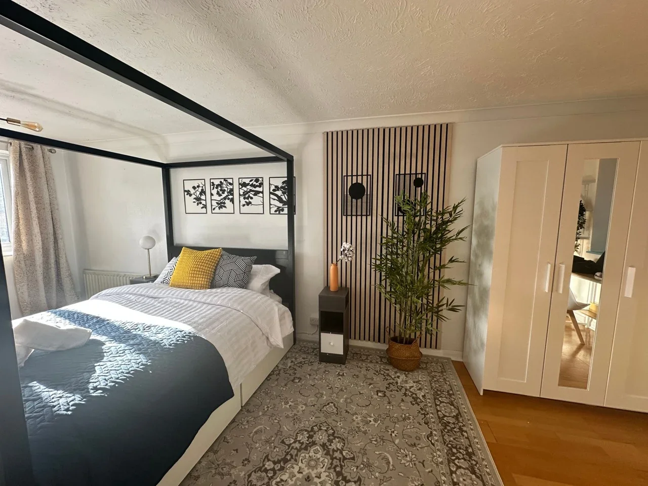 Room Ashbourne Road in Mackworth