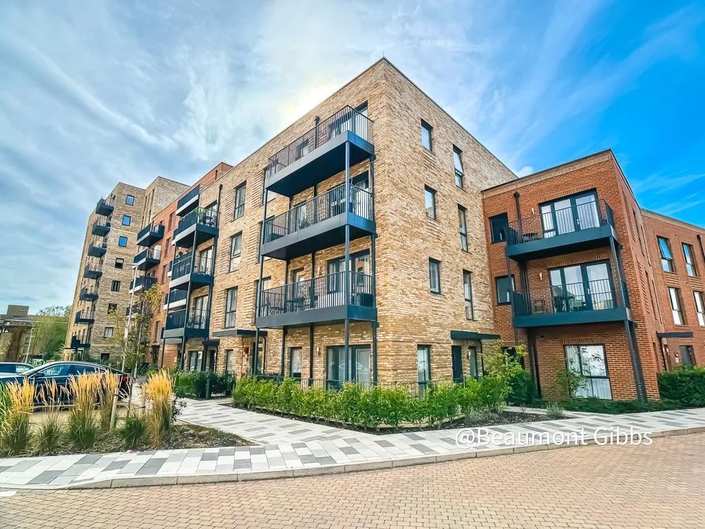 Flat Gallions View in Greater London