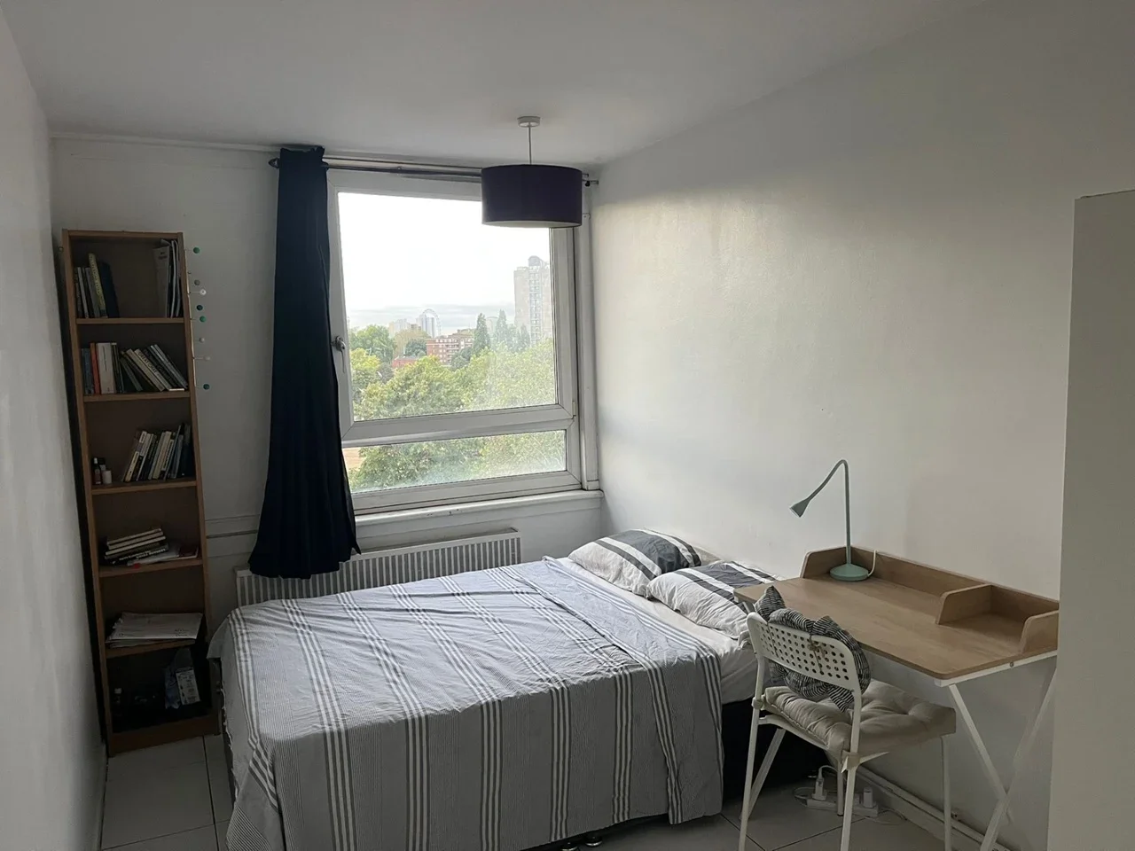 Room Warham Street in Greater London