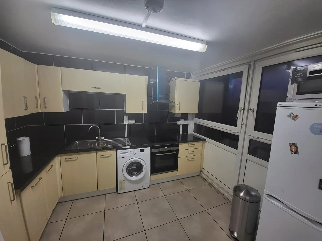 Room Warham Street in Greater London