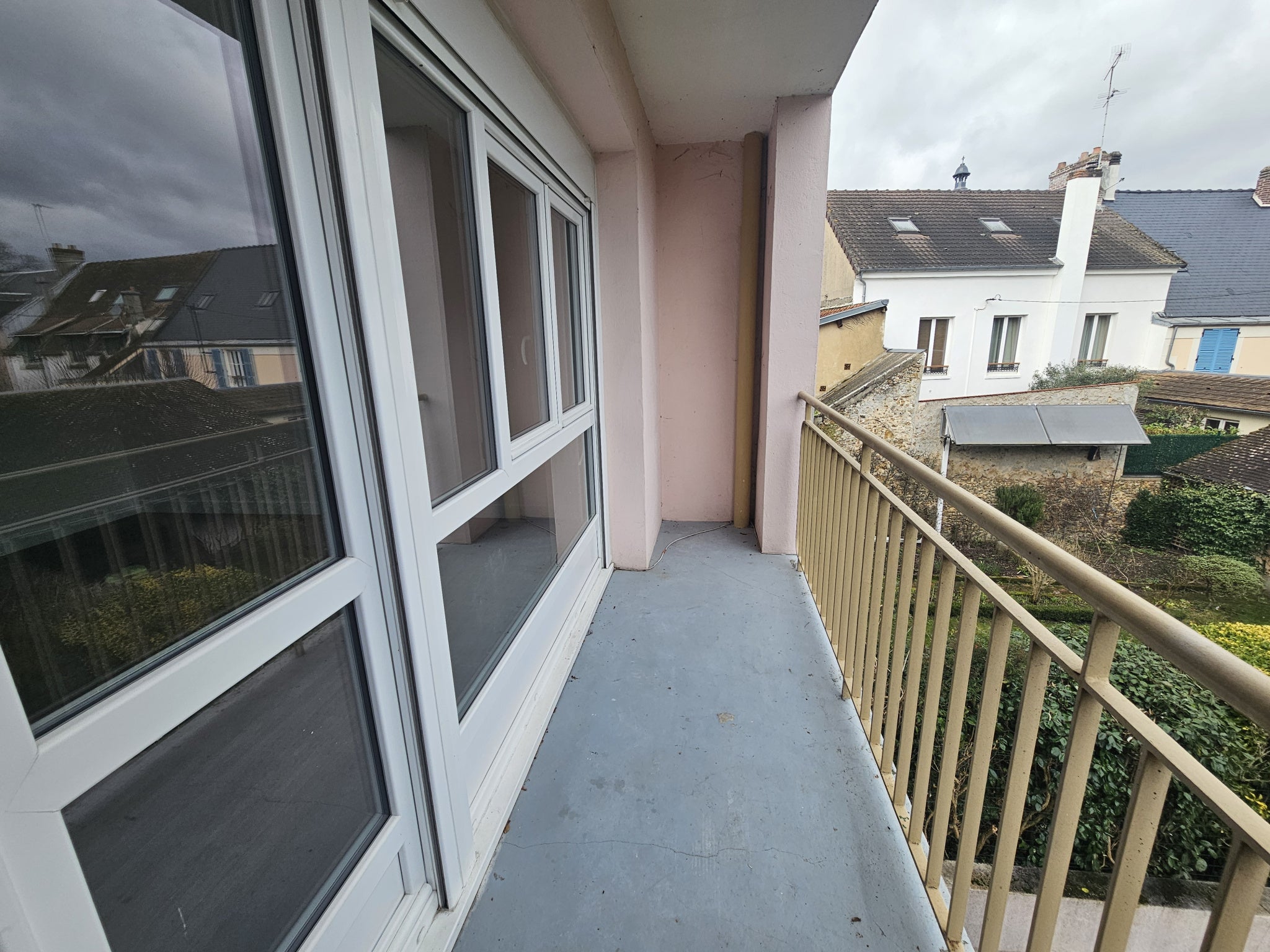 Flat Rue des Fleurs in Limours