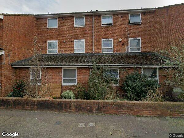Flat St Mark's Road in Greater London