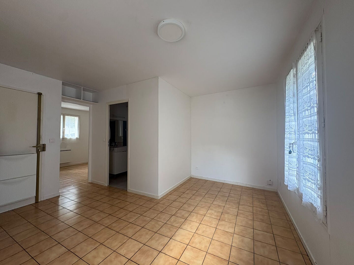 Flat Rue Saint-Barthélémy in Melun