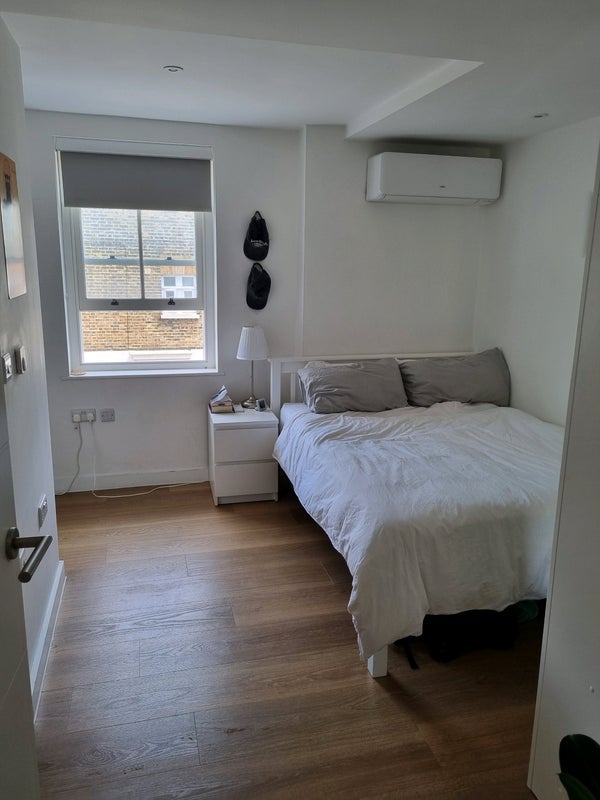 Room Bancroft Road in Greater London