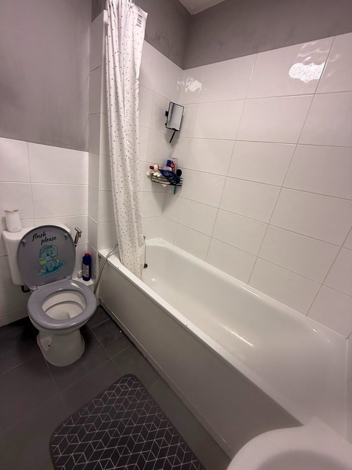 Flat Broomgrove Gardens in Greater London