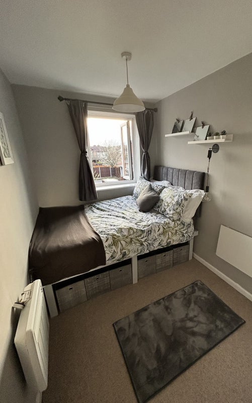 Room Stratford Close in Gedling