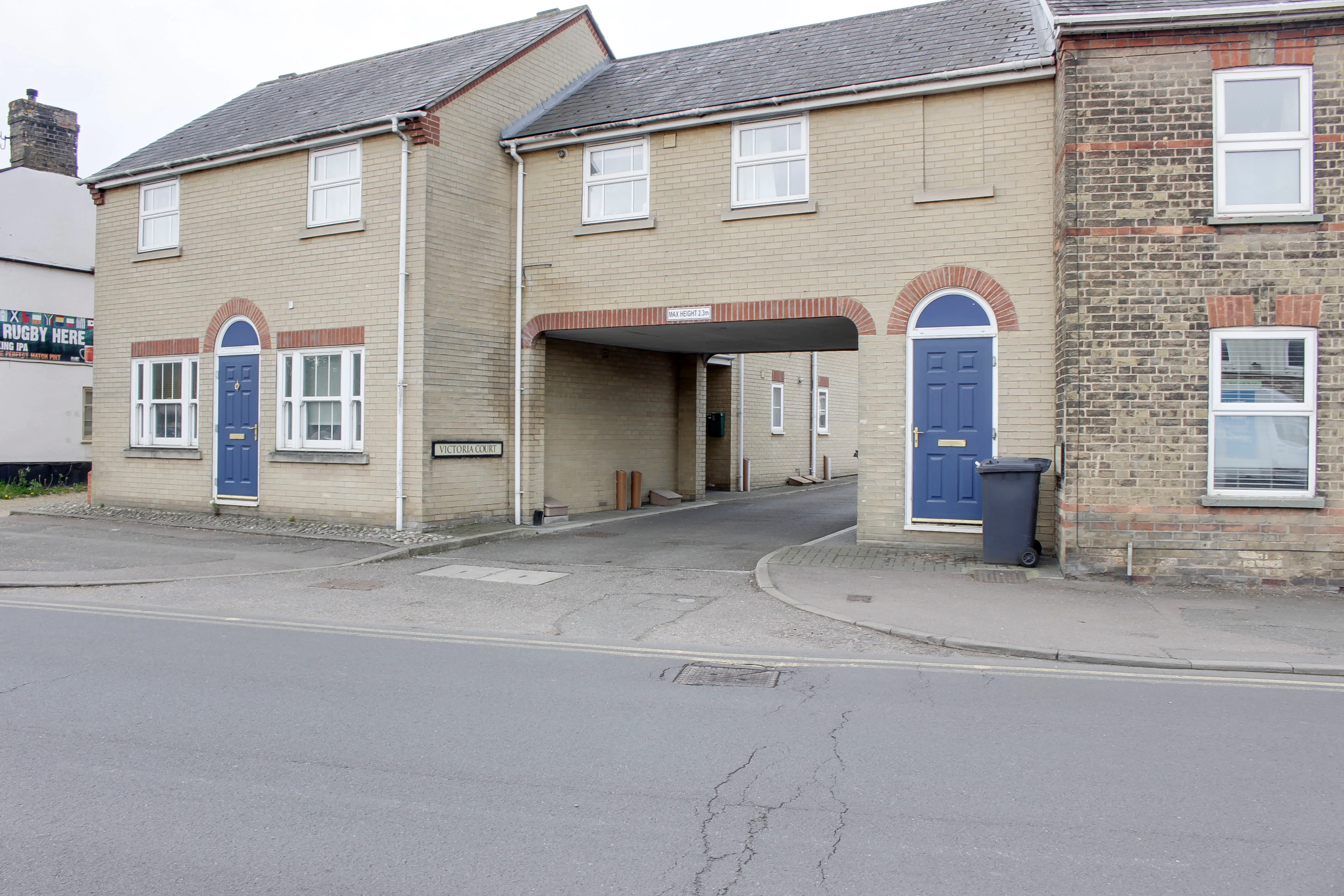 Flat Shortsands Yard in Huntingdonshire