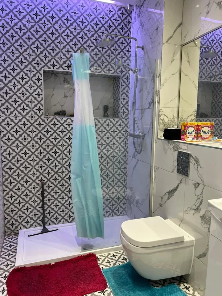 Room High Street Harlesden in Greater London