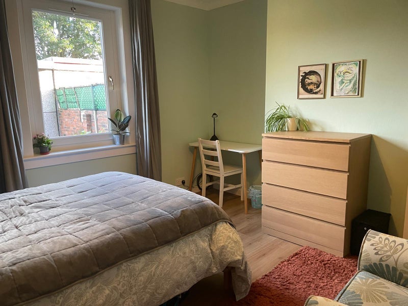 Room South Crescent in Prestonpans