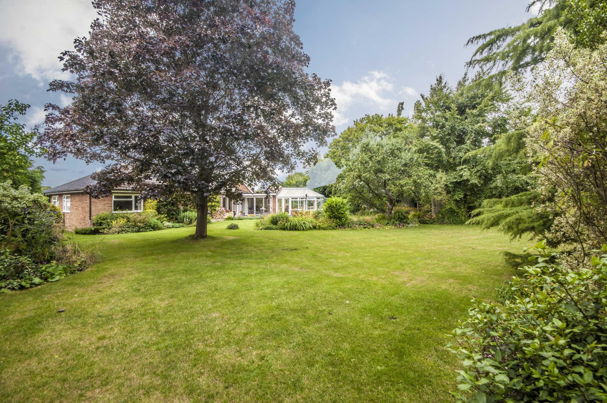House Elm Close in Hargrave