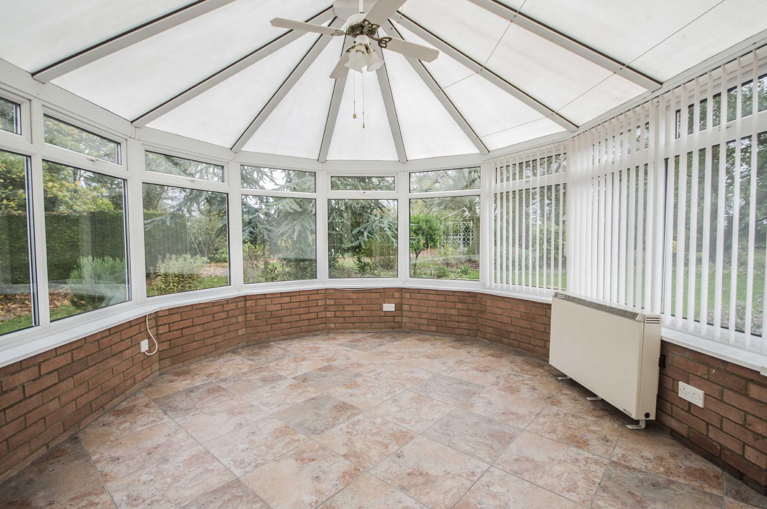 House Elm Close in Hargrave