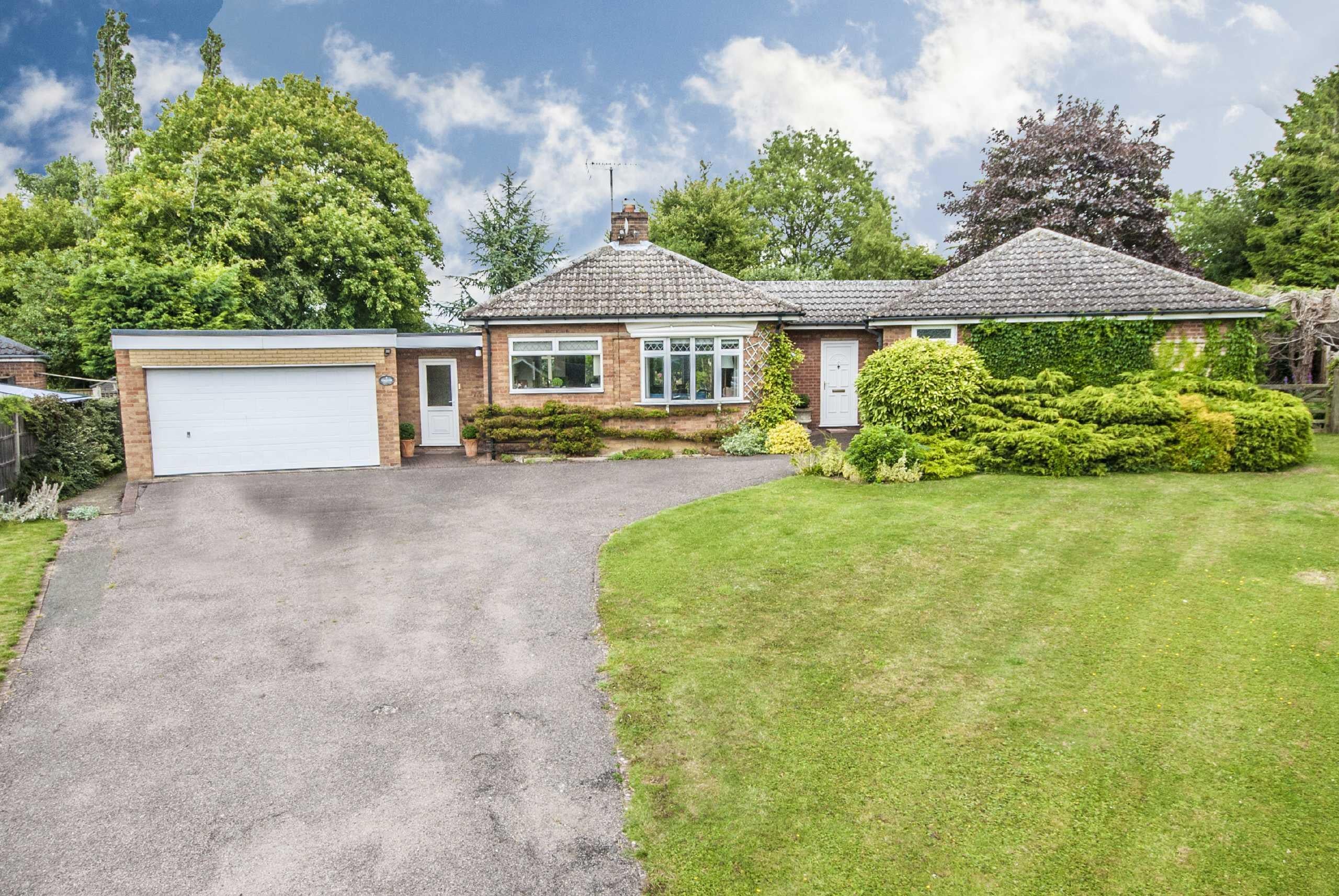 House Elm Close in Hargrave