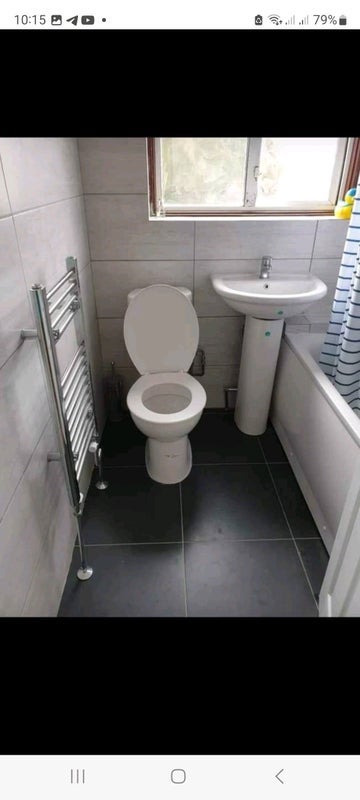 Room Curzon Road in Greater London
