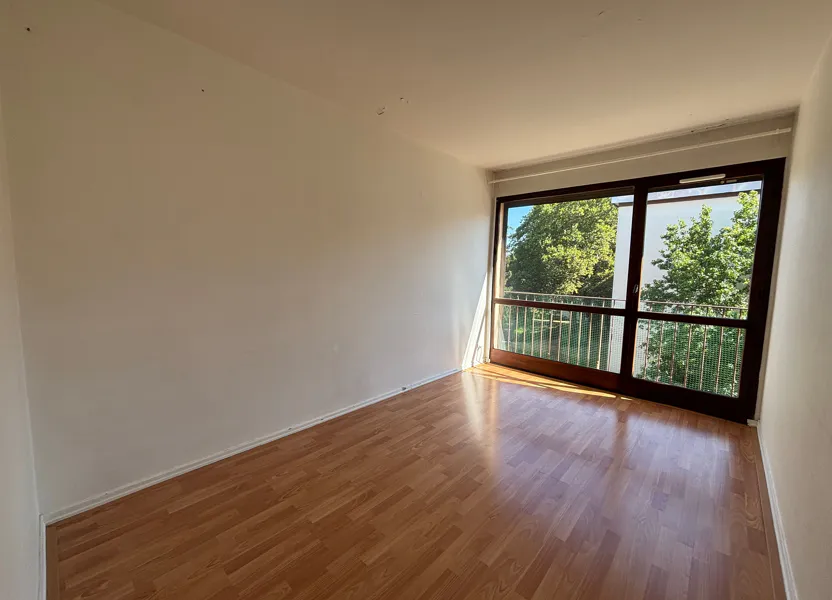 Flat Rue Louise Bruneau in Palaiseau