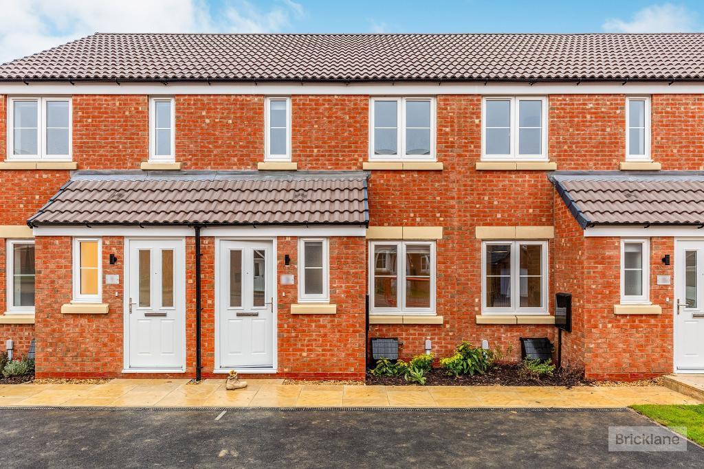 House Simpson Close in Weldon