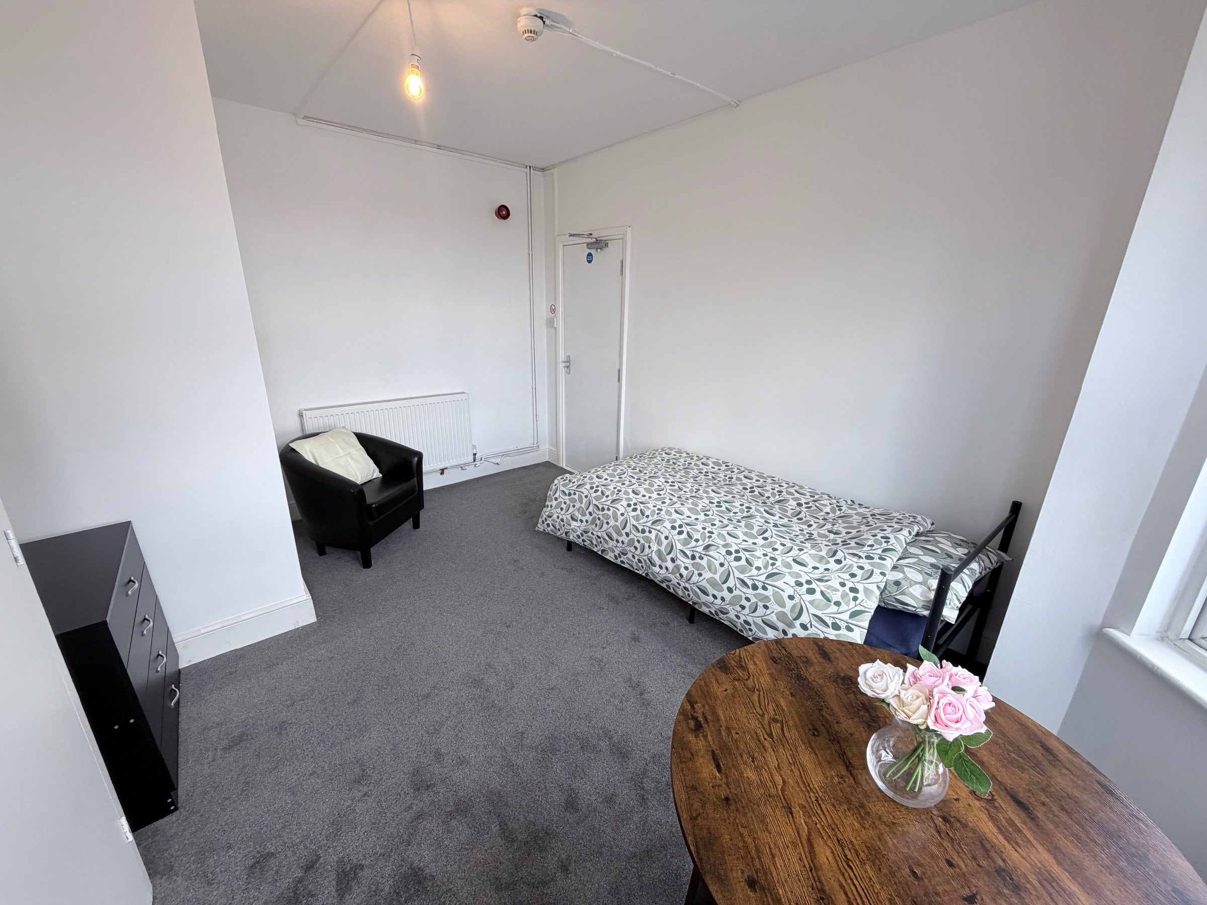 Room Crimea Walk in Colchester