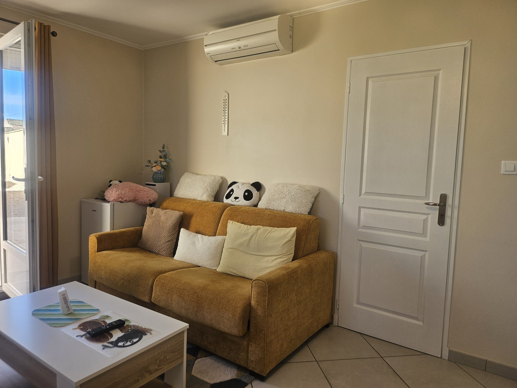 Flat Rue Marie Curie in Camaret-sur-Aigues