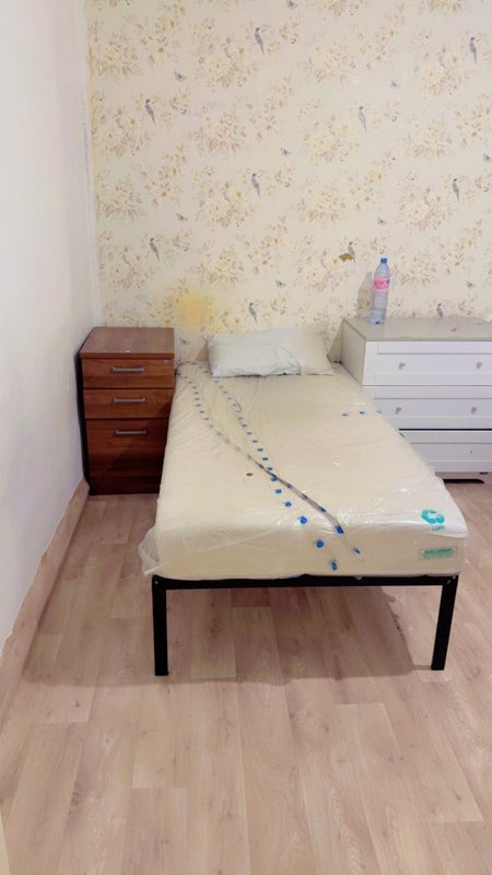 Room Wembley Way in Greater London