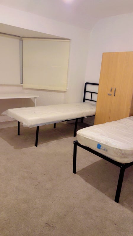 Room Wembley Way in Greater London
