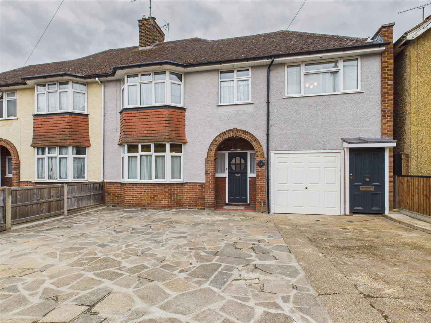 House Bearton Avenue in North Hertfordshire