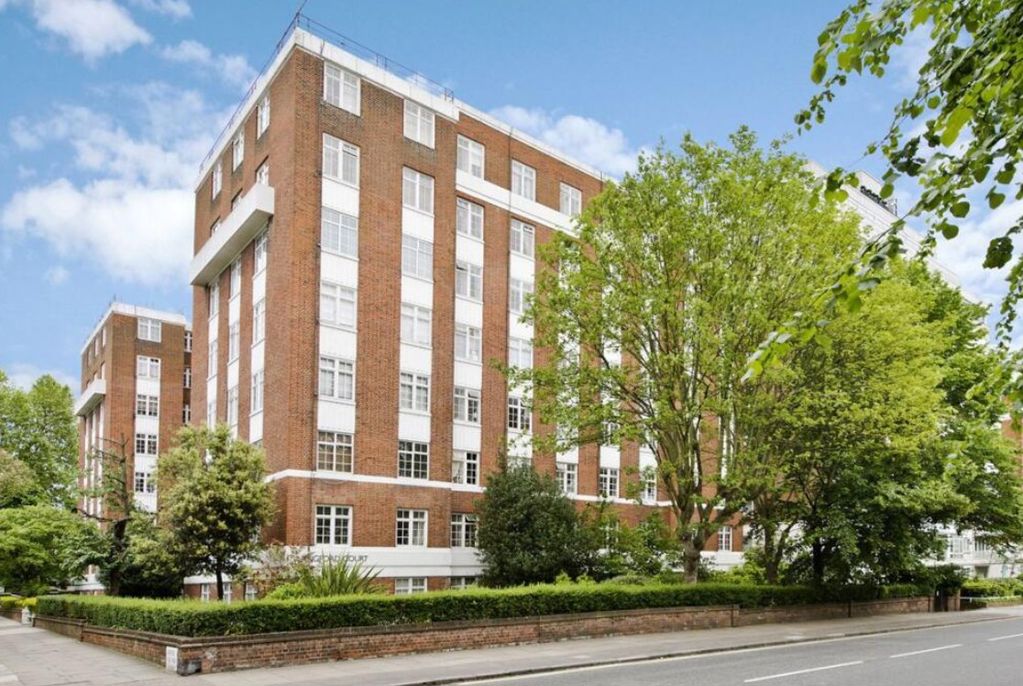 Flat Abbey Road in City of Westminster