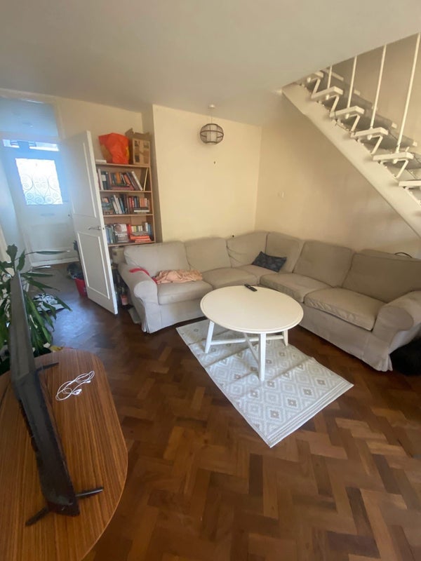 Room Putney Heath Lane in Greater London