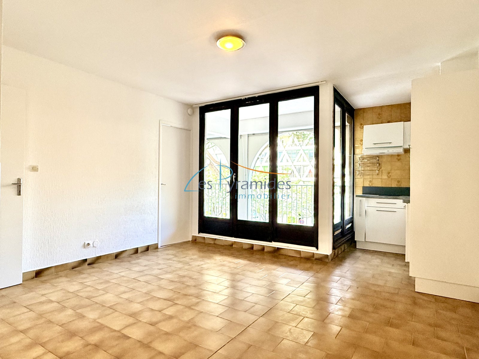 Appartement Avenue Robert Fages à La Grande-Motte