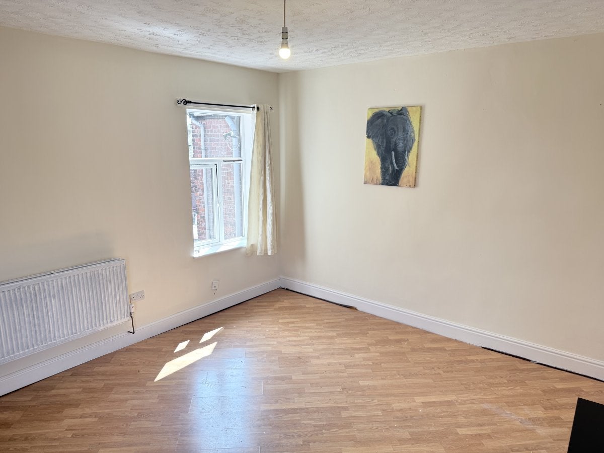 Flat Romney Street in Manchester