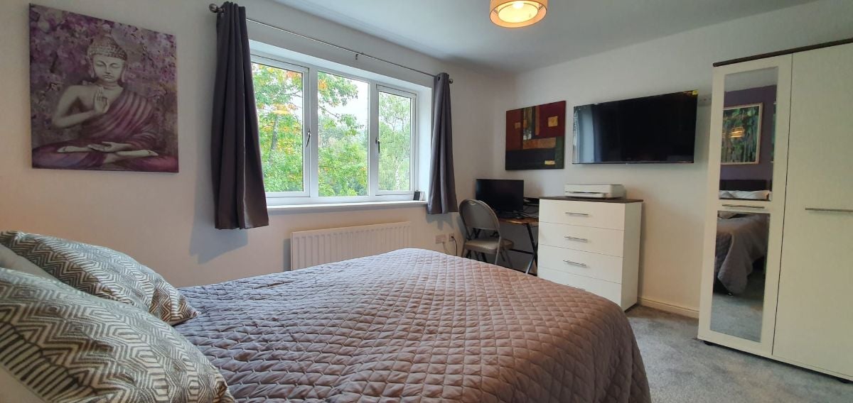 Room Blackmires Way in Ashfield