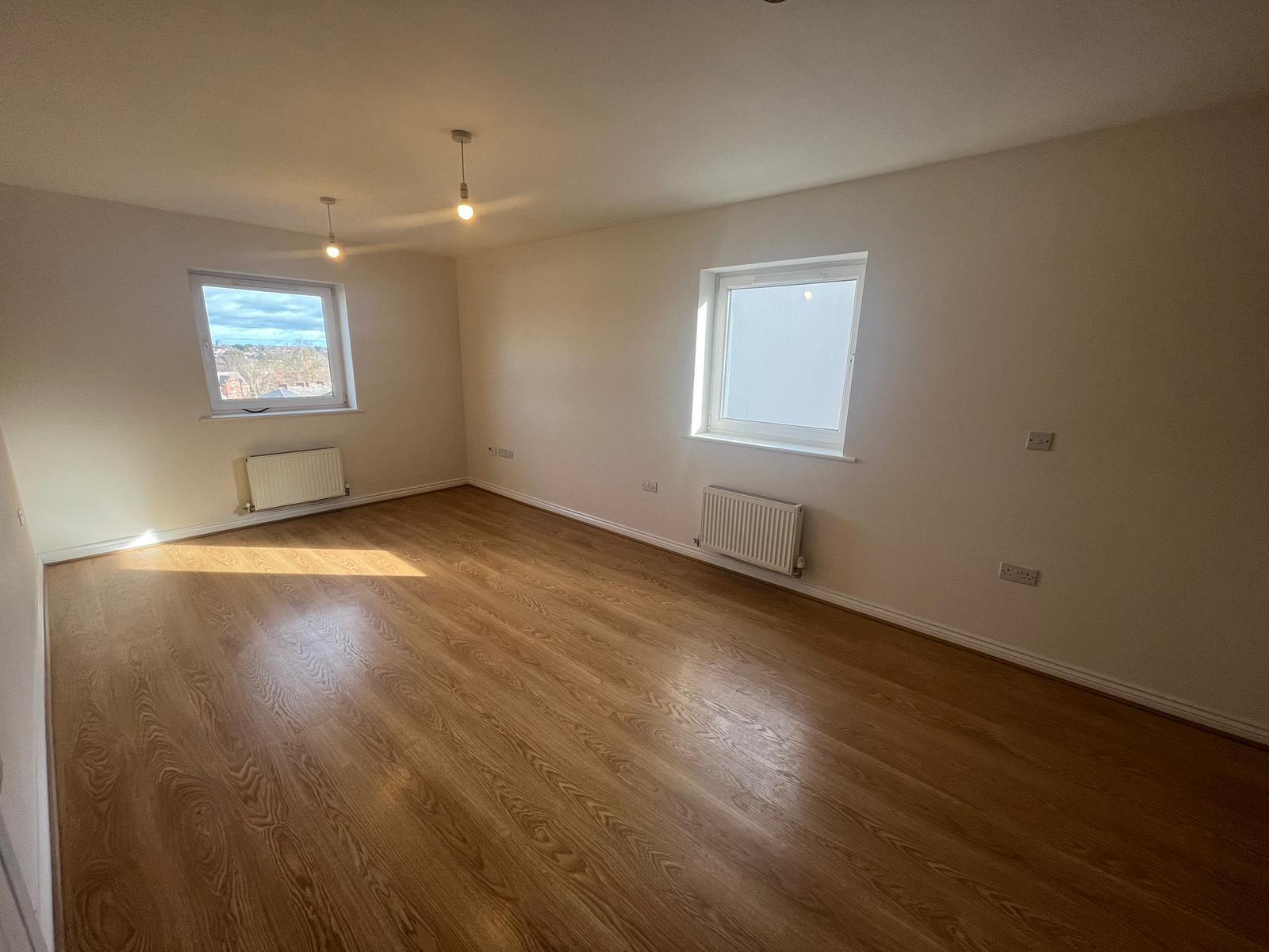 Flat Paladine Way in Coventry