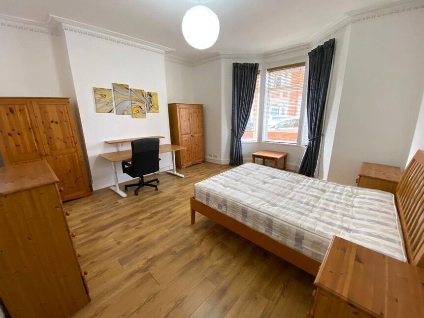 Flat Glenthorn Road in Newcastle upon Tyne