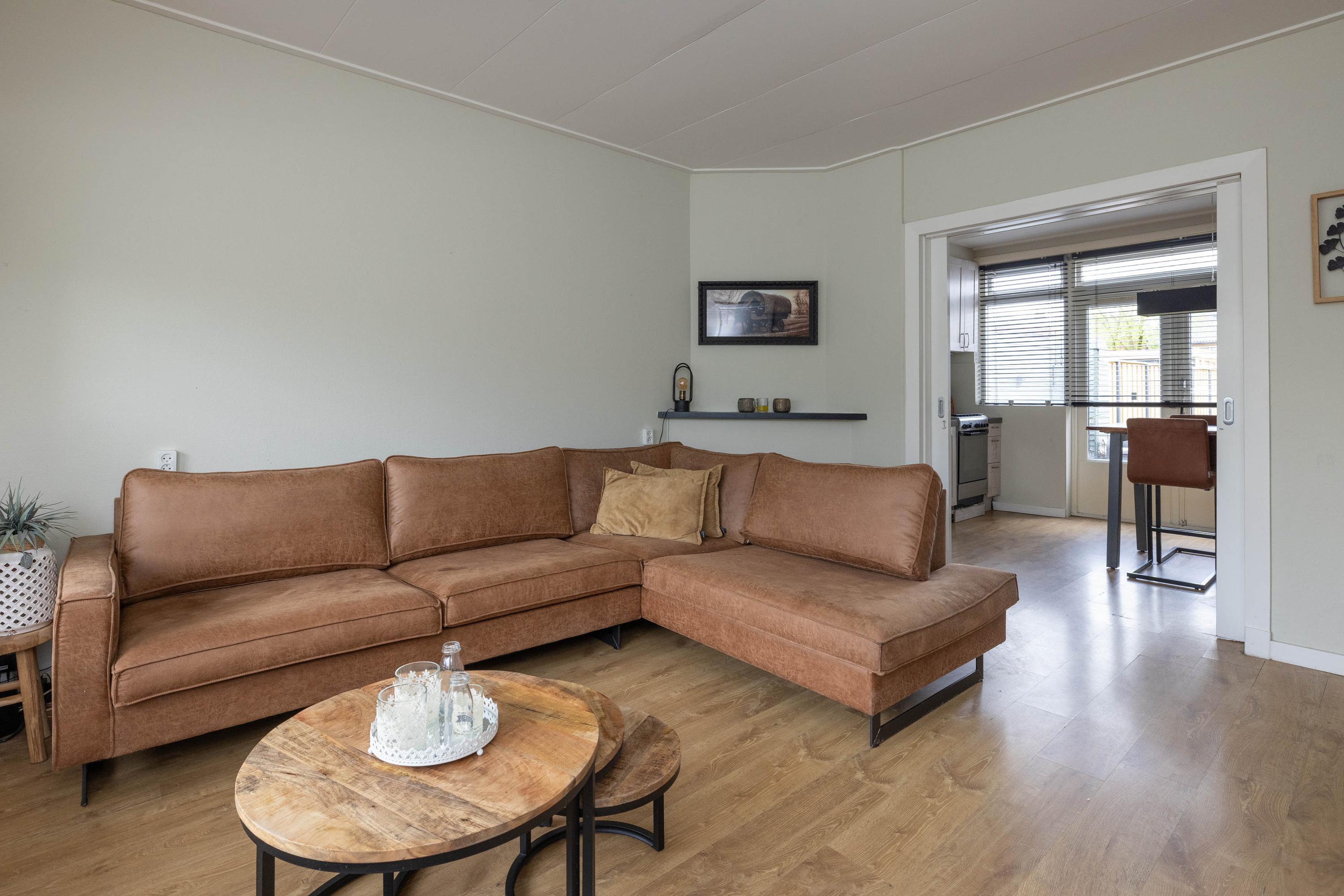 Tussenwoning te koop: Josef Haydnlaan 20, Hengelo