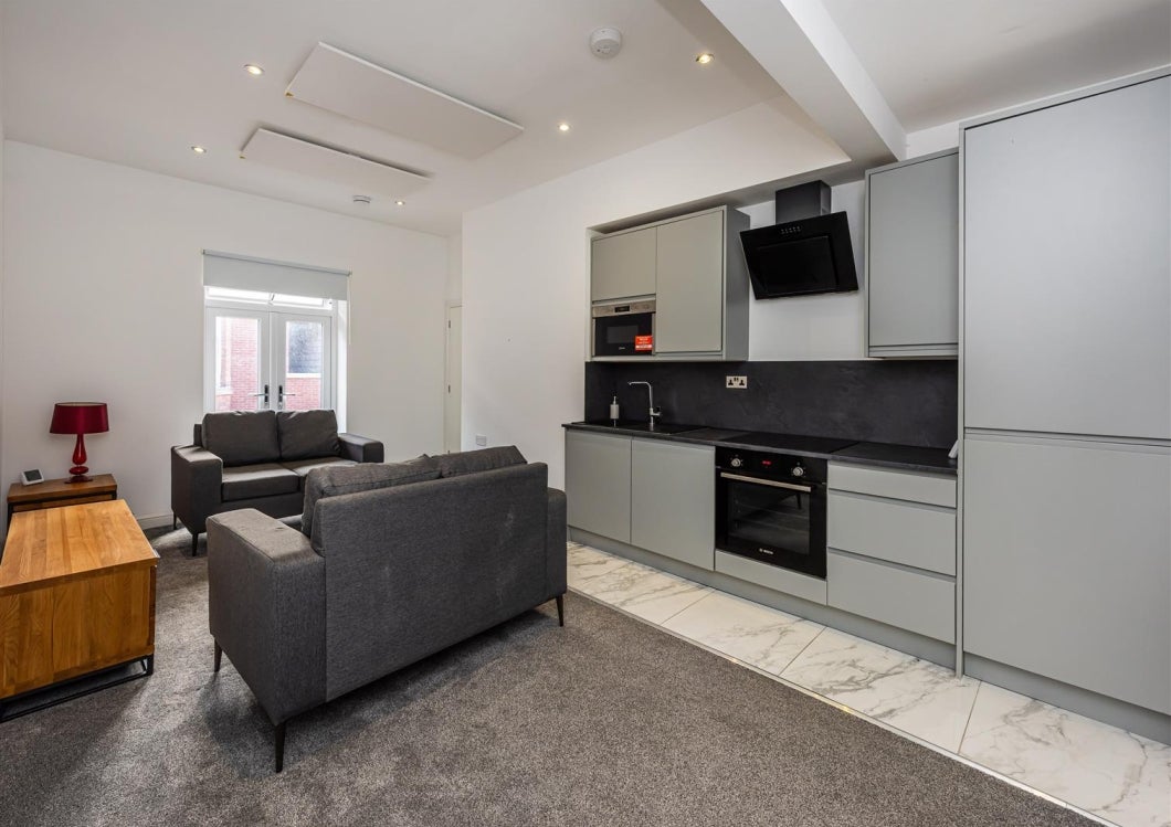Flat Barlowena in Camborne