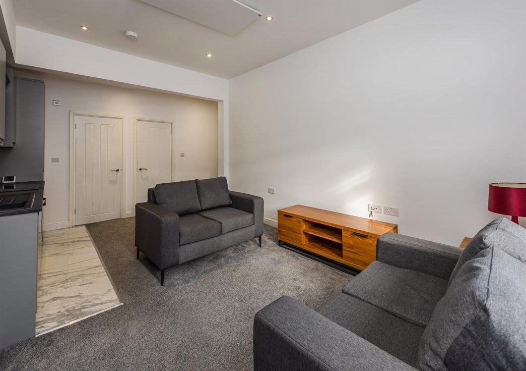 Flat Barlowena in Camborne