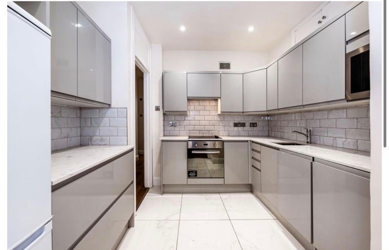 Room Albion Street in City of Westminster