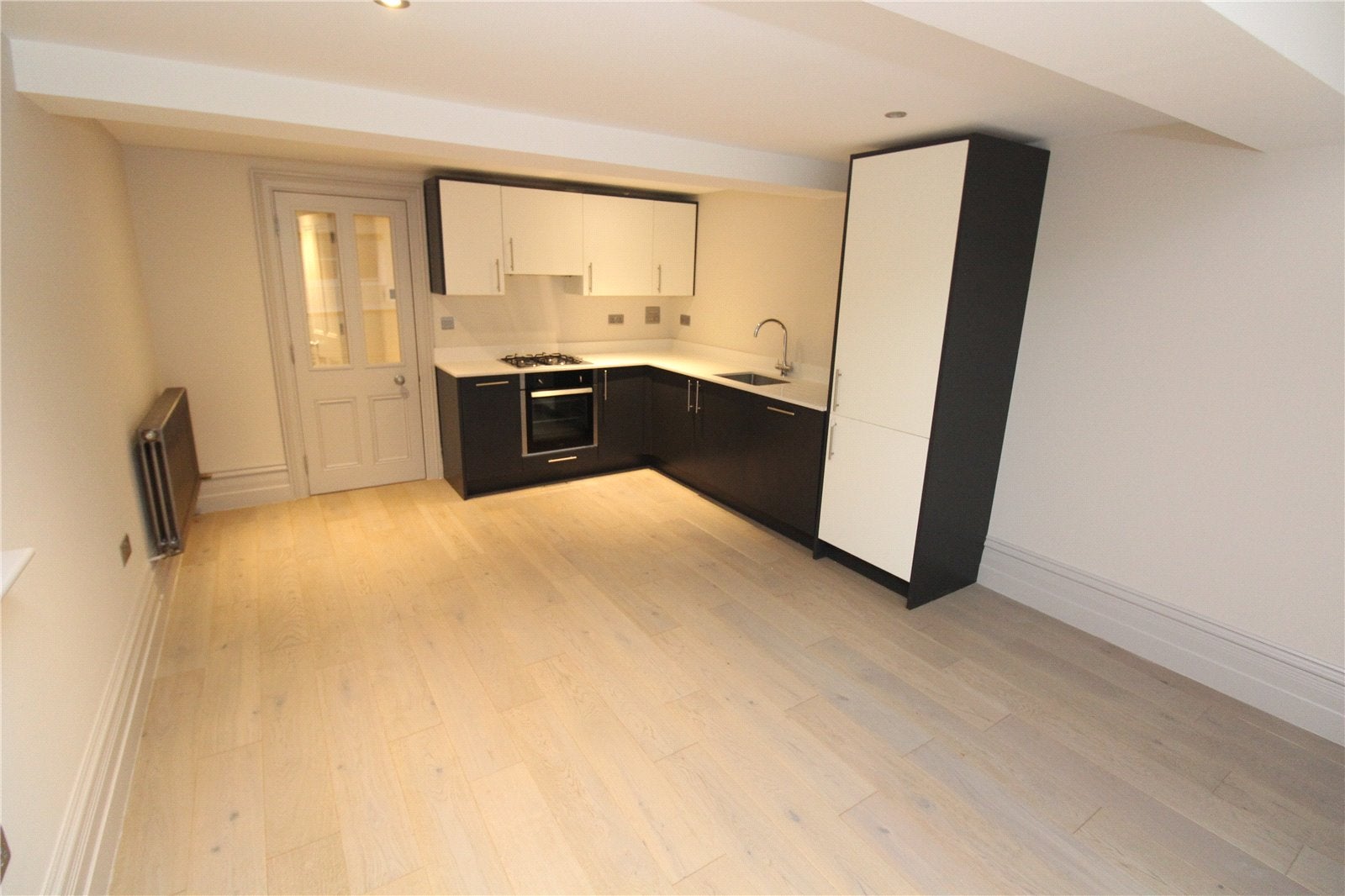 Flat Wildcary Lane in Greater London
