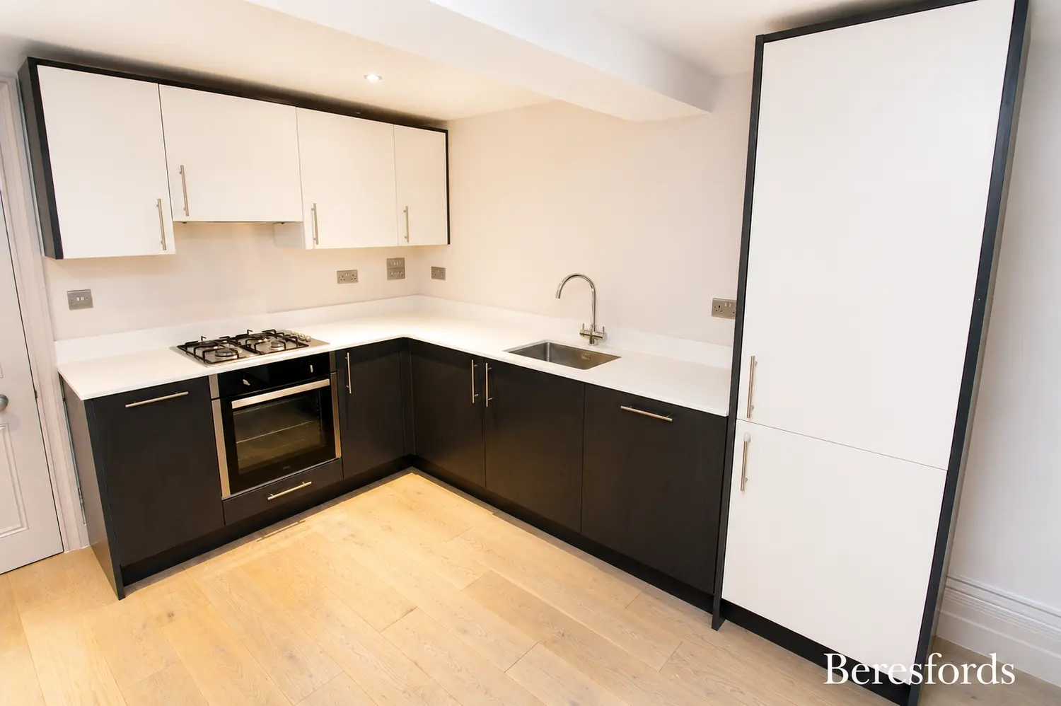 Flat Wildcary Lane in Greater London