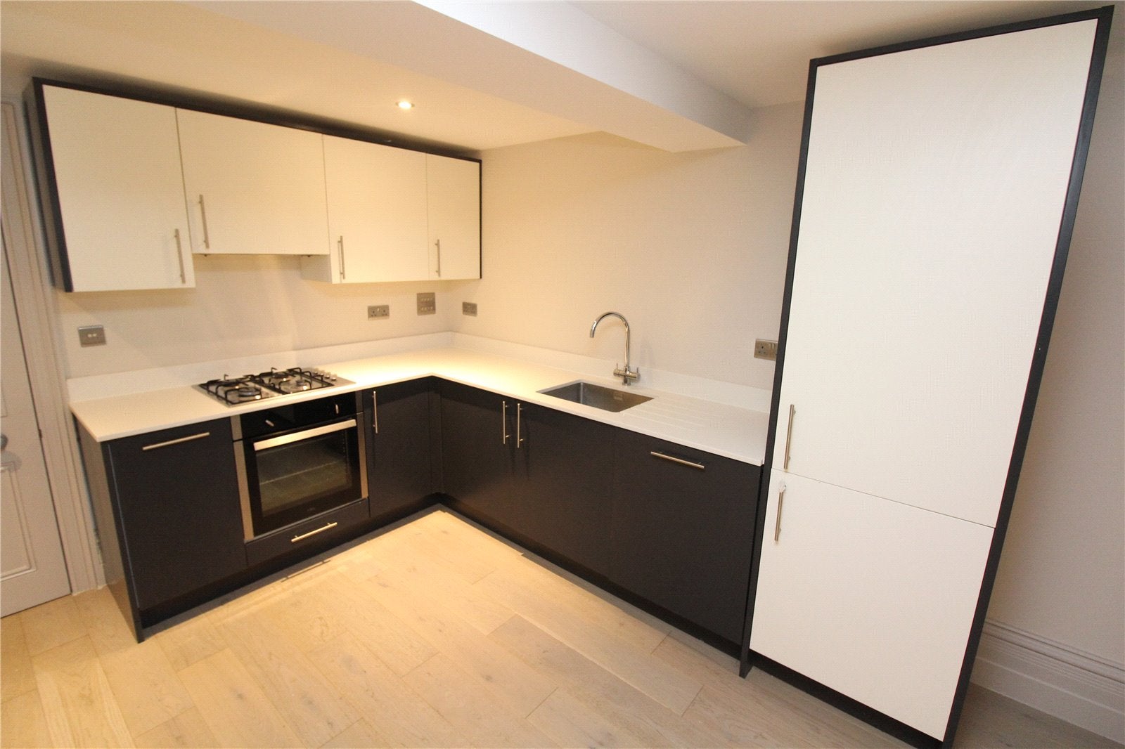 Flat Wildcary Lane in Greater London