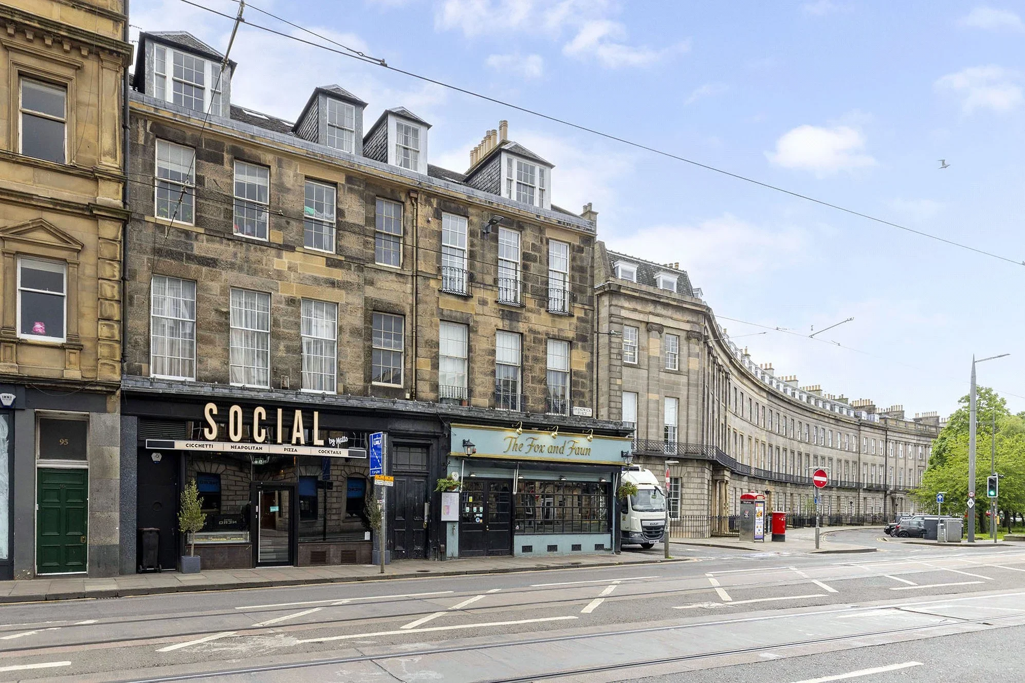 Flat Shandwick Place in City of Edinburgh