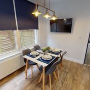 Room Weelsby Road in Grimsby