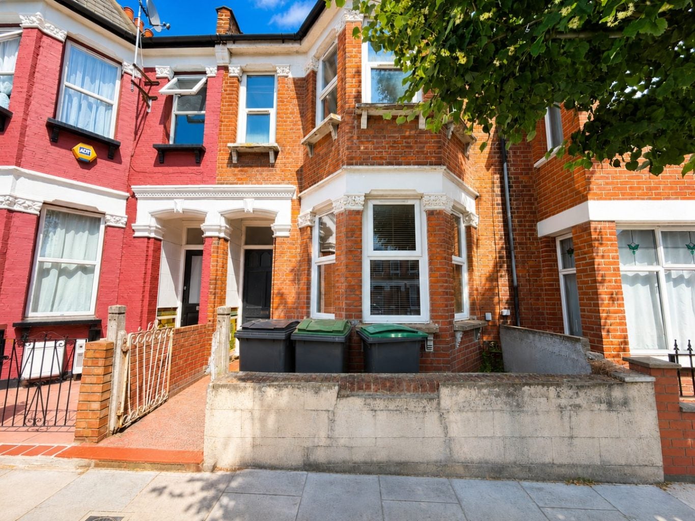 Flat Downhills Park Road in Greater London
