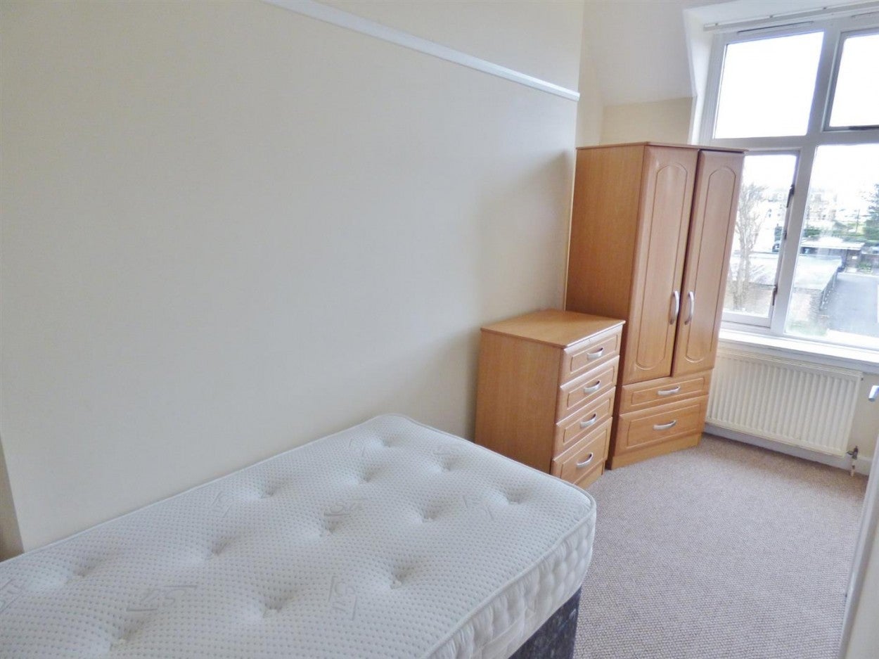 Room Selborne Place in Brighton and Hove