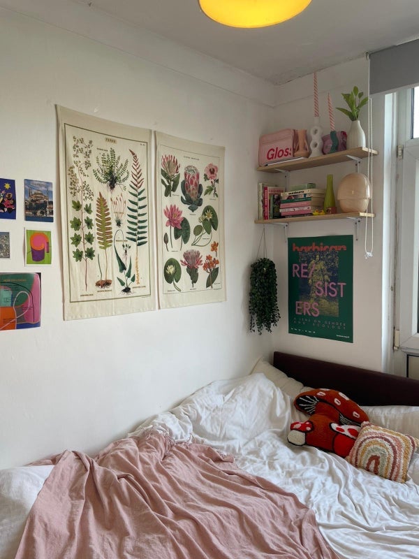 Room Bishops Way in Greater London