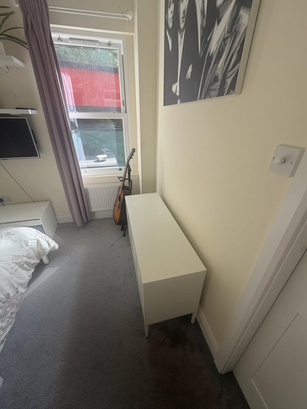 Room Croxted Road in Greater London
