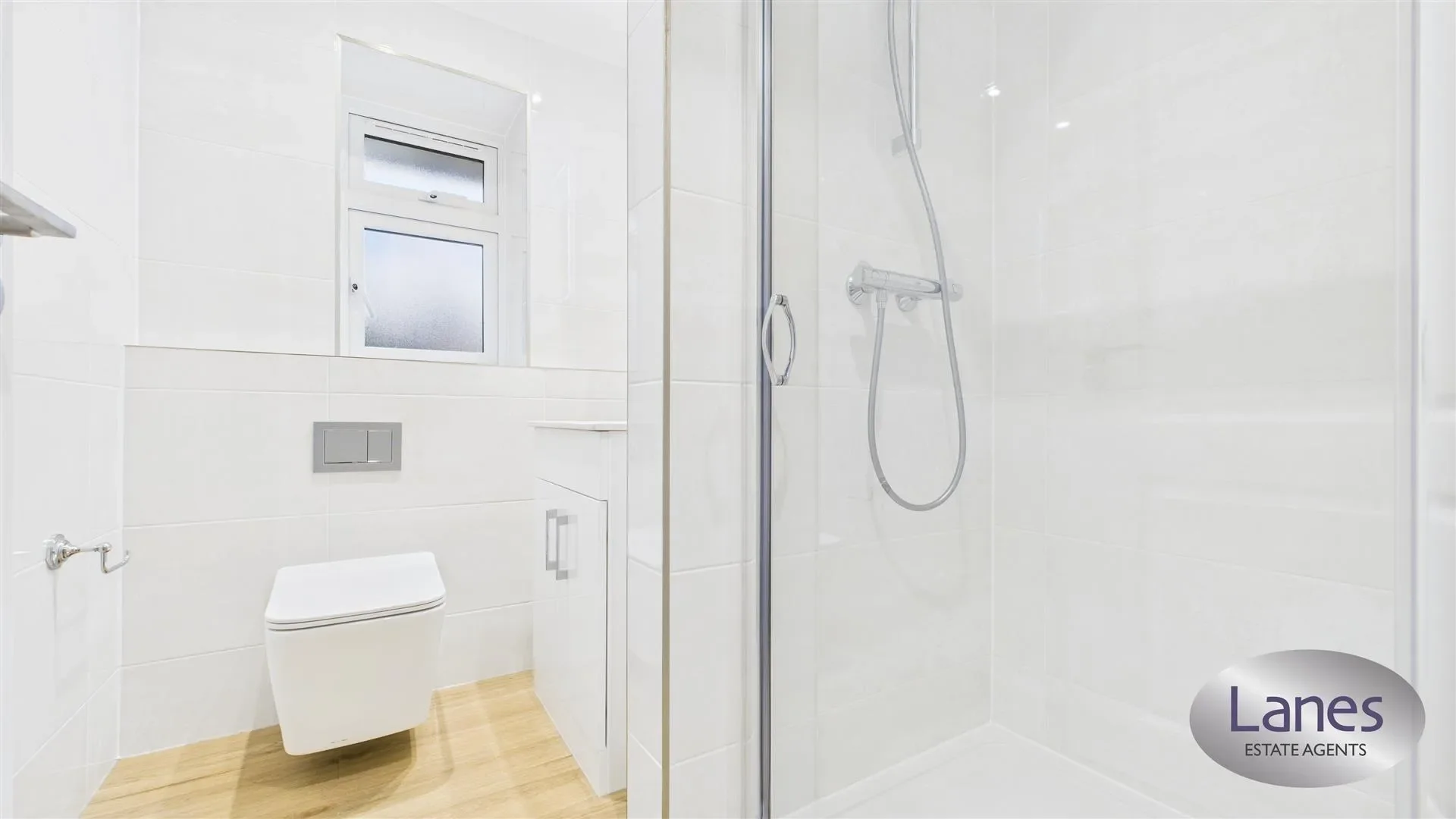 Flat Watling Street in Hertsmere