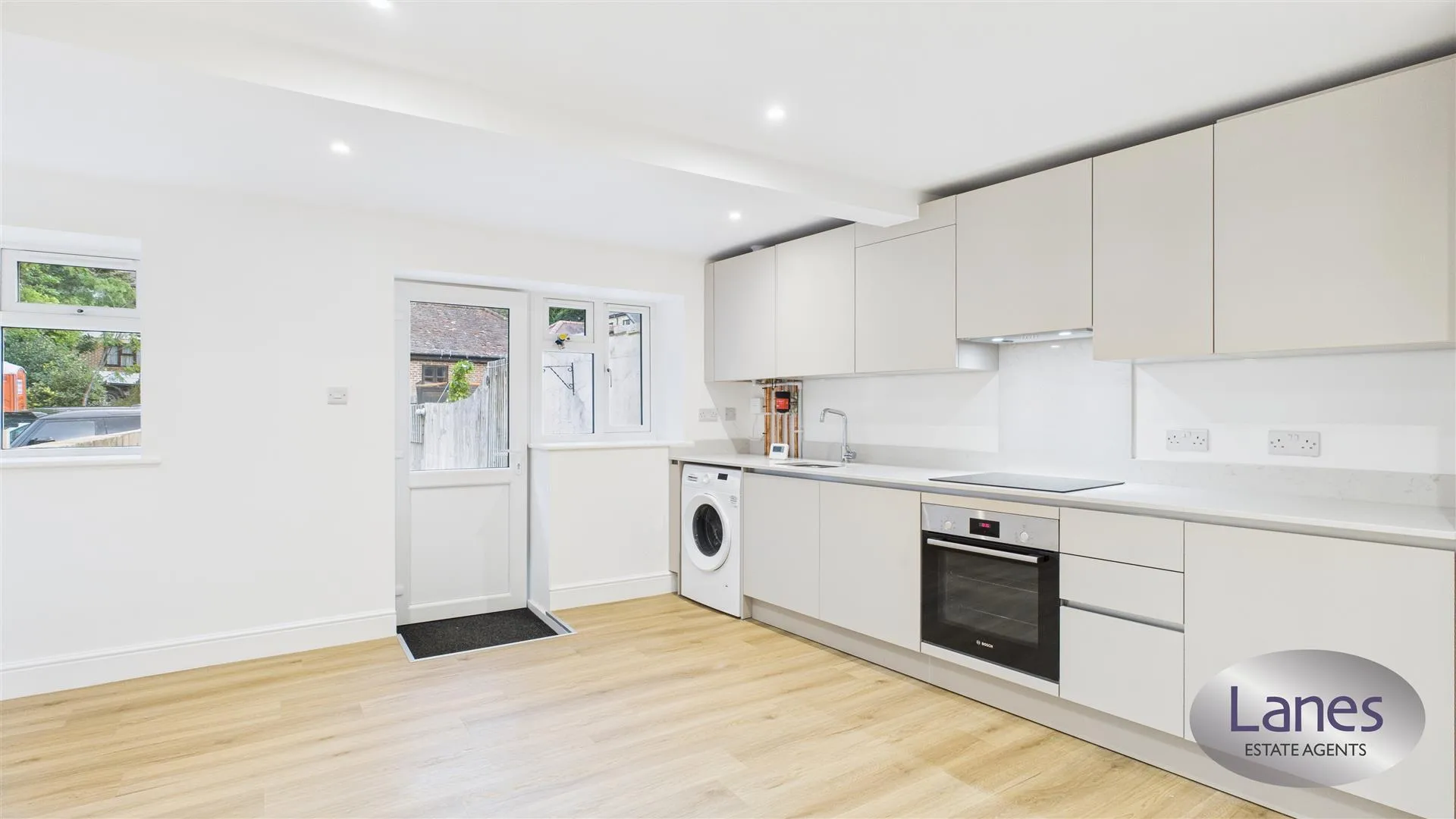 Flat Watling Street in Hertsmere
