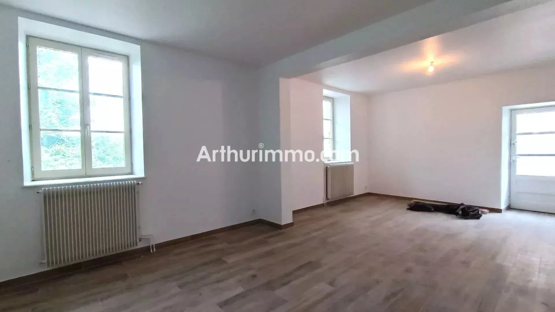 Appartement Rue Jean Jaurès à Lons-le-Saunier