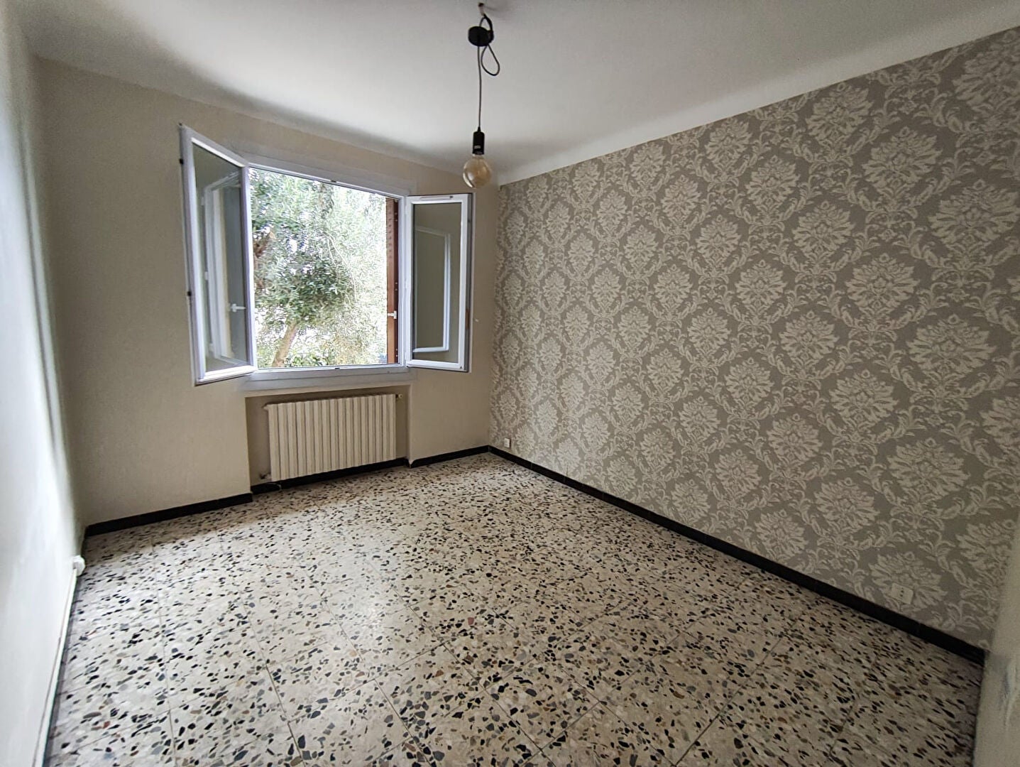 House Rue des Rollandins in Saint-Victoret